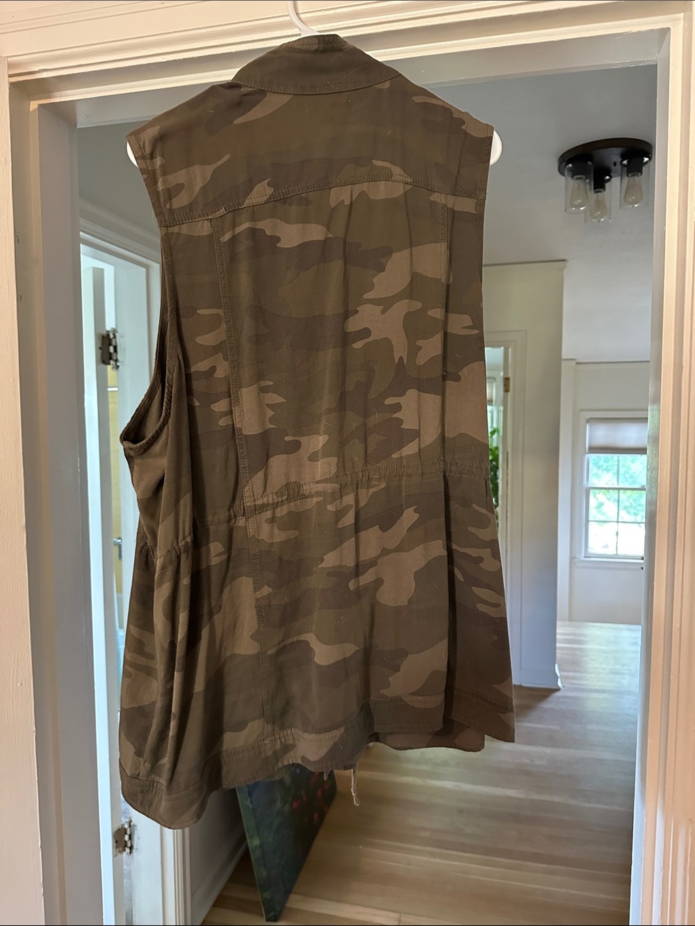 Maurices Olive Camo Utility Vest - Size 2x - Picture 3 of 3